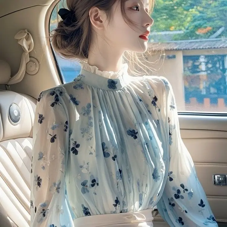 

High-End Blue Print Turtleneck Top New Stylish French Chic