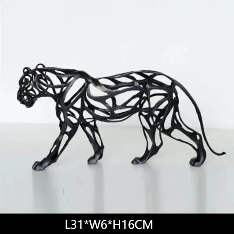 

Tiger and lion ornaments, hollow animal home and office ornaments