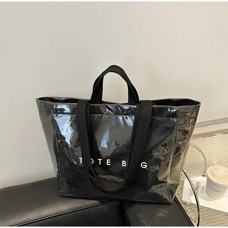 Durchsichtige Umhängetasche aus Kraftpapier mit PVC-Oberfläche, Vintage-Hobo-Umhängetasche, wasserdichte Einkaufs-Briefhandtasche, Damen-Einkaufstasche mit Griff oben – Detail 12