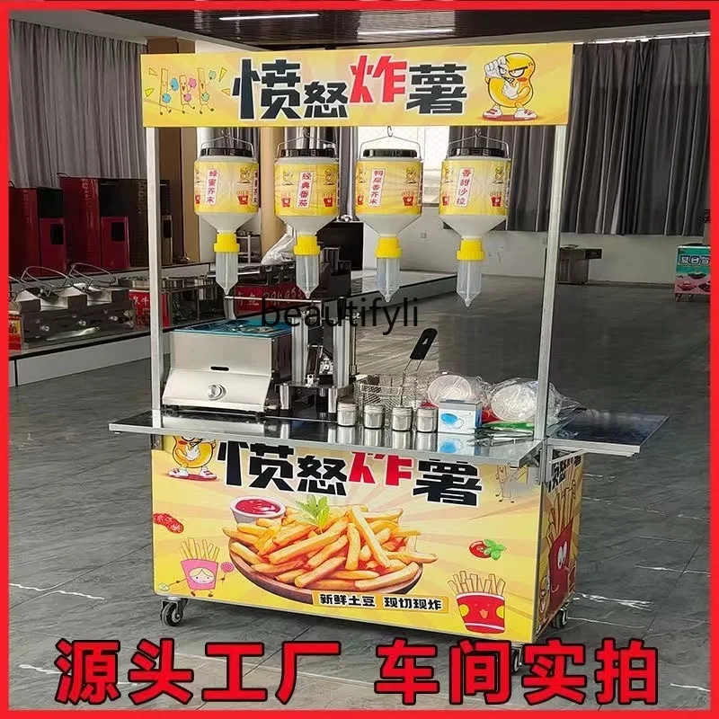 بطاطس مقلية صينية طازجة، رقائق بطاطس كبيرة مقلية طازجة، مقلاة عميقة، سيارة كشك متنقلة خارجية