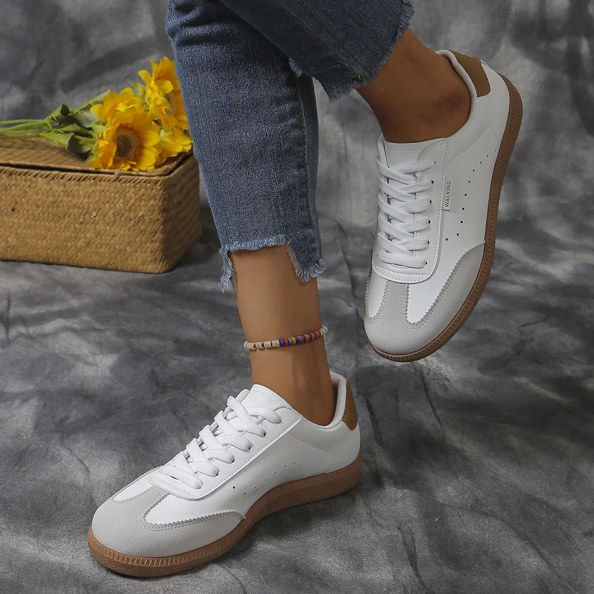 2024 Nieuwe Dames Bruine Sneakers Zachte Zolen Comfortabele Schoenen Dames Vrijetijdsjoker Wandelschoenen Tenis Feminino Zapatillas Mujer