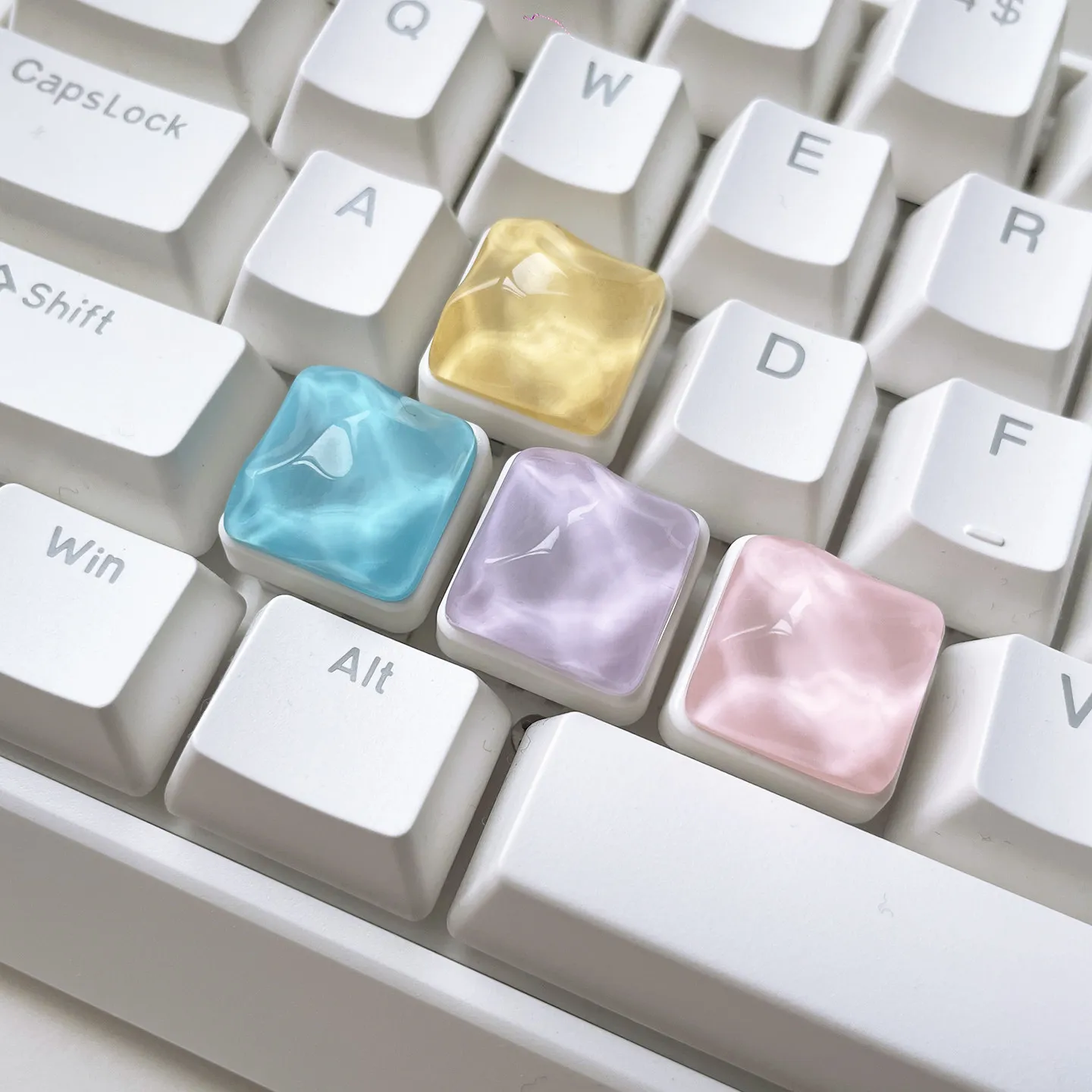 Pink crystal jelly blue single ES keycap creative personality resin handmade three-dimensional mechanical keyboard cross axis