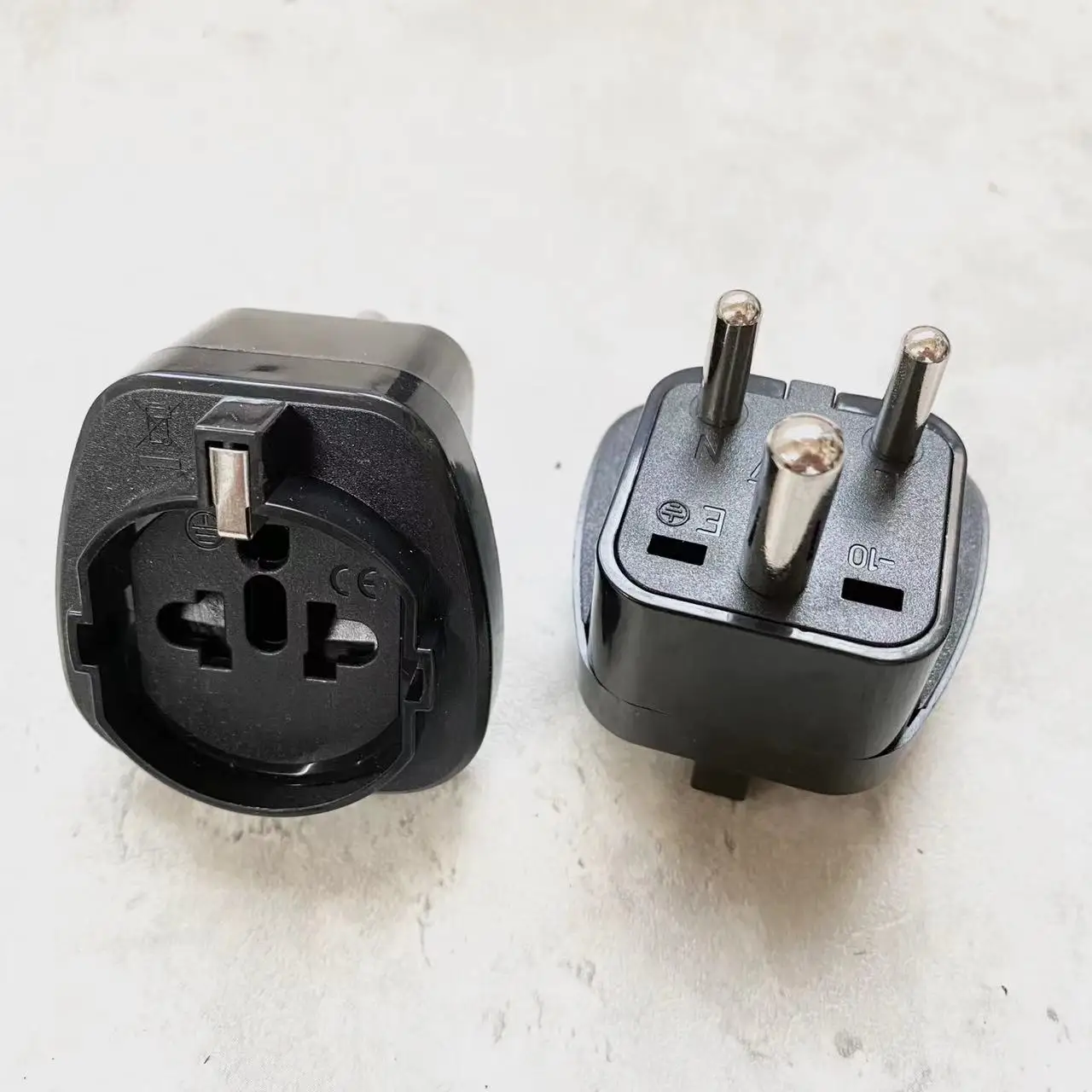 1PC White  Africa Converter AU UK US EU To Small South Africa Plug AC Power Outlet Adapter Socket Nepal India Sri Lanka