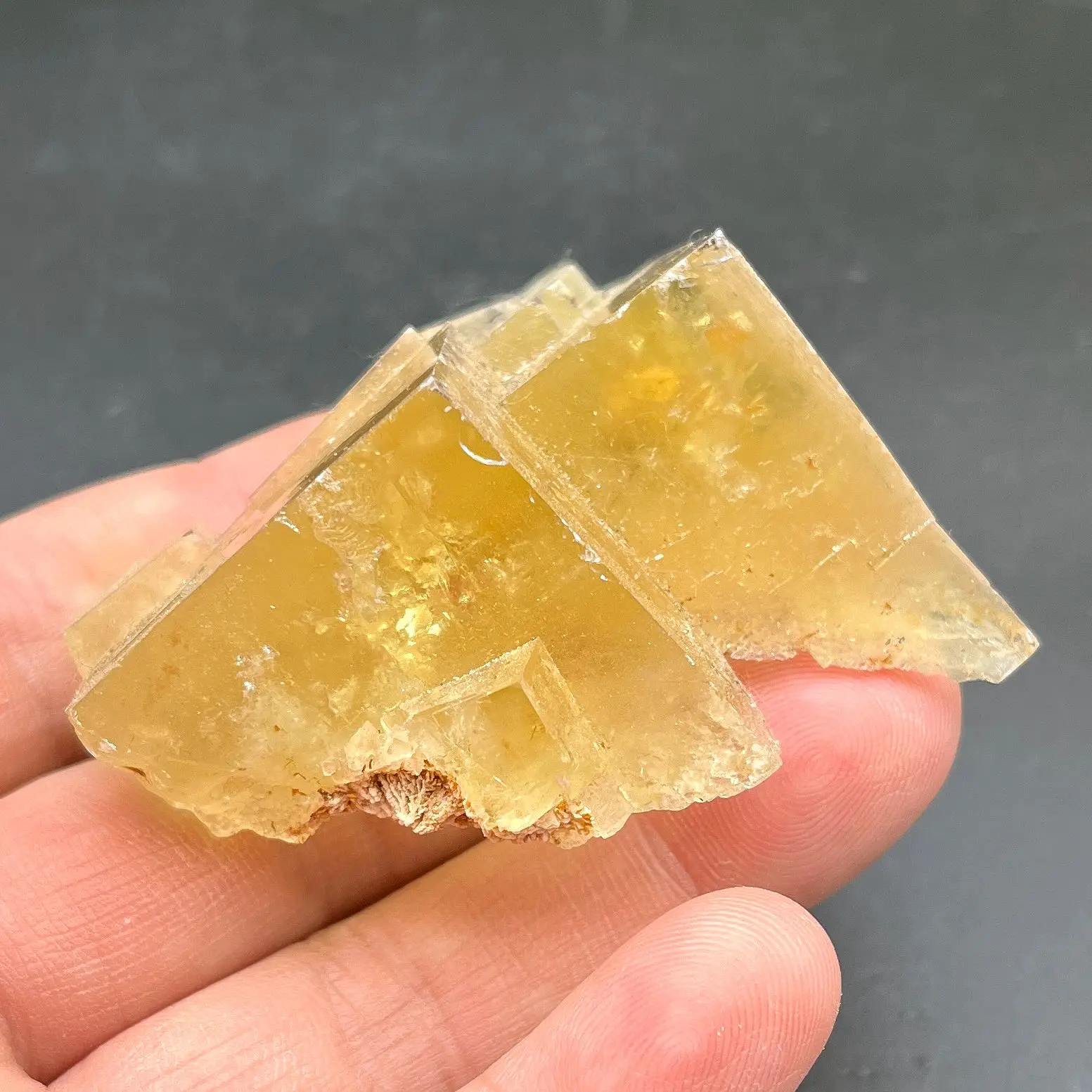 

Natural QR code yellow fluorite mineral specimen crystal garden decoration style water healing quartz