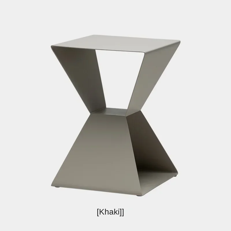 Nordic Iron Art Small Coffee Table Postmodern Fresh Living Room Sofa Side A Few Home Bedroom Creative Bed Shelves Table