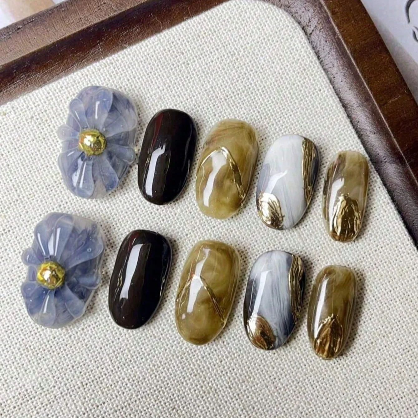 Pressed Flower Art - 10Pcs Ramadan Press-On Nails—Marble & Gold