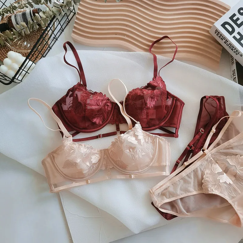 

French embroidery hollow sexy bra and panty set ultra-thin translucent lingerie push up lingerie gathered female underwear