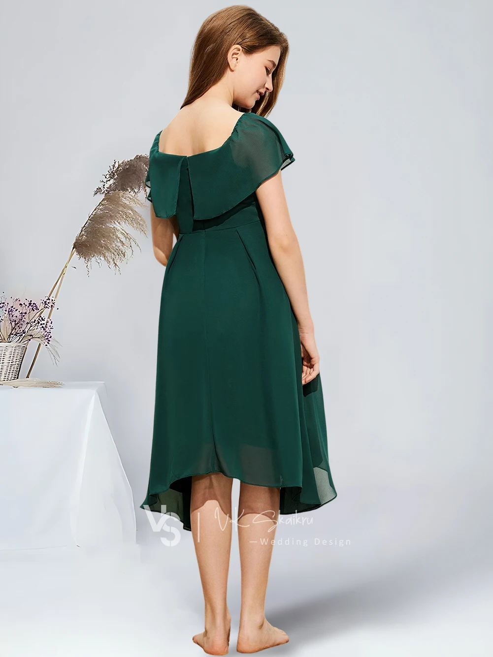 A-line Square Knee-Length Chiffon Junior Bridesmaid Dress Dark Green Flower Girl Dress for Wedding Communion Dresses For Teens