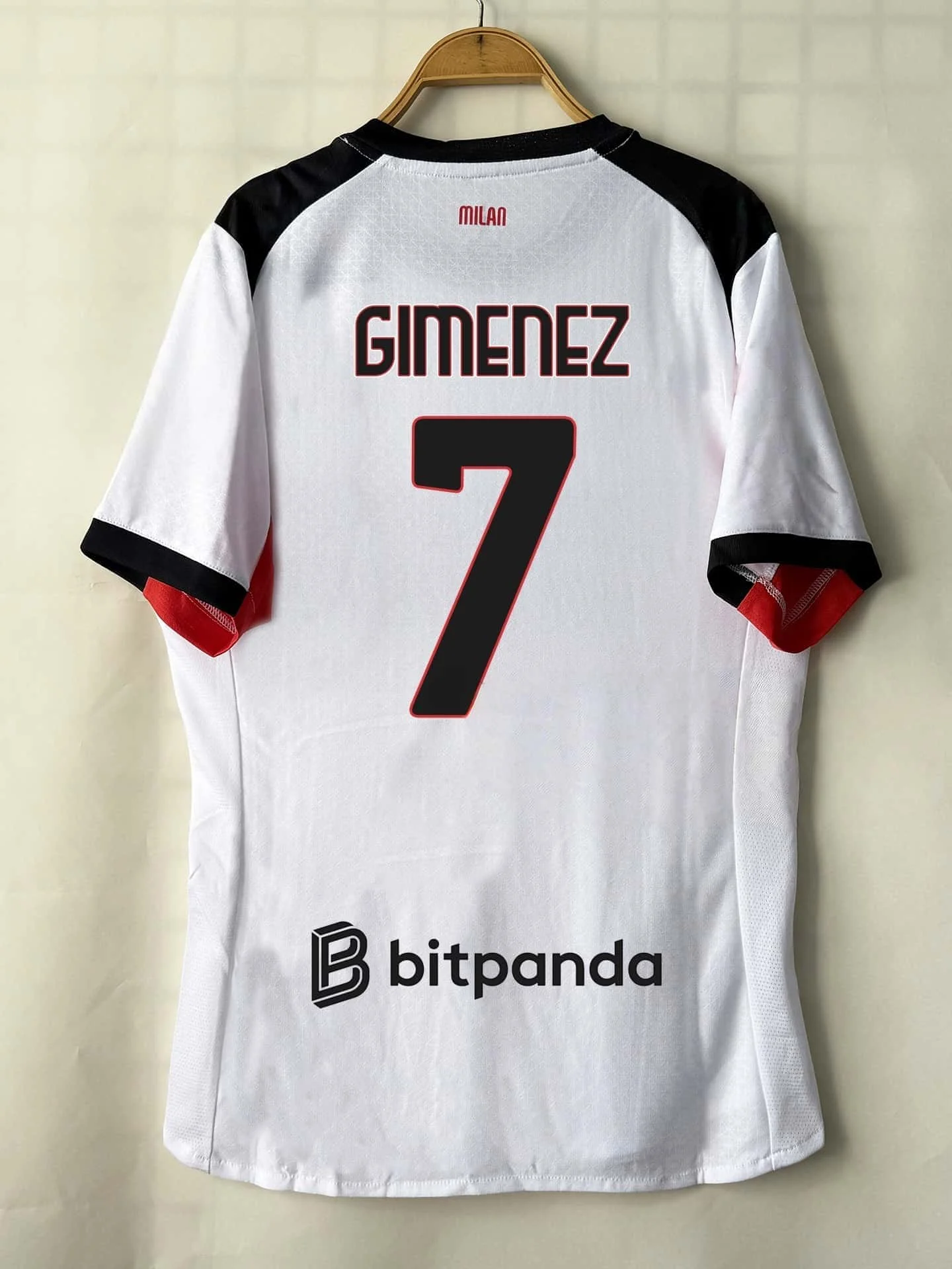 2526AC ميلان الفانيلة، مودريك، ليجوفيتش، بولسيك، بعيدا لعبة الفانيلة، الرياضة غير الرسمية، الأطفال والكبار، تي شيرتات قصيرة الأكمام