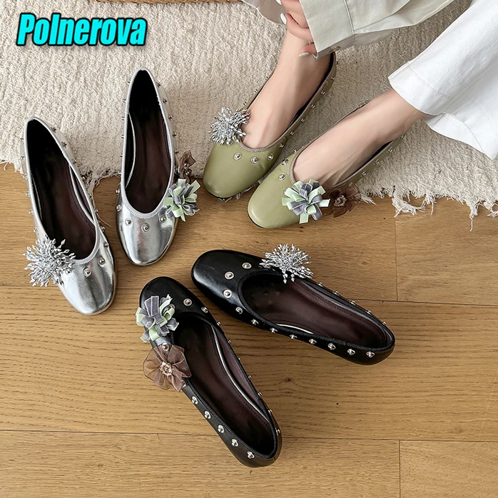 

Балетки на плоской подошве с цветочными заклепками, черные, серебристые туфли Мэри Джейн с круглым носком и неглубоким слипоном, новая летняя уличная удобная женская обувь