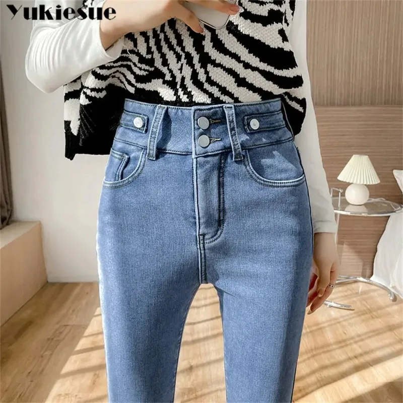 

2025 зимние утепленные бархатные эластичные корейские тонкие повседневные женские джинсовые брюки с высокой талией, мягкие леггинсы, джинсы, женская уличная одежда