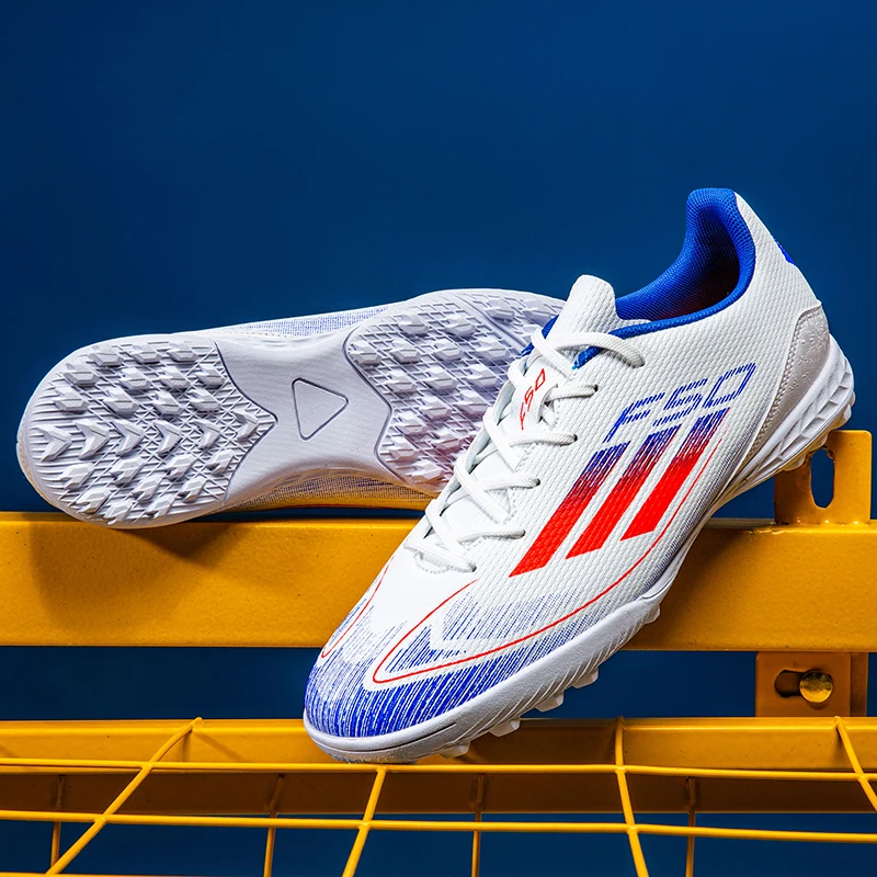 

Men Soccer Shoes Society Professional Training Sneaker Top Quality Grass Boy Casual Outdoor Unisex Football Boots Seamless