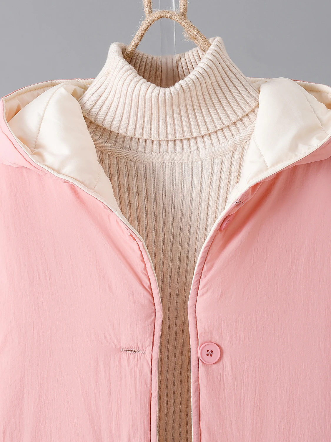 Przyjazny dla skóry, ciepły, ocieplany zimowy płaszcz bawełniany, odzież wierzchnia, średniej długości, luźny krój, damski płaszcz do dojazdów do pracy na zimę 2025.