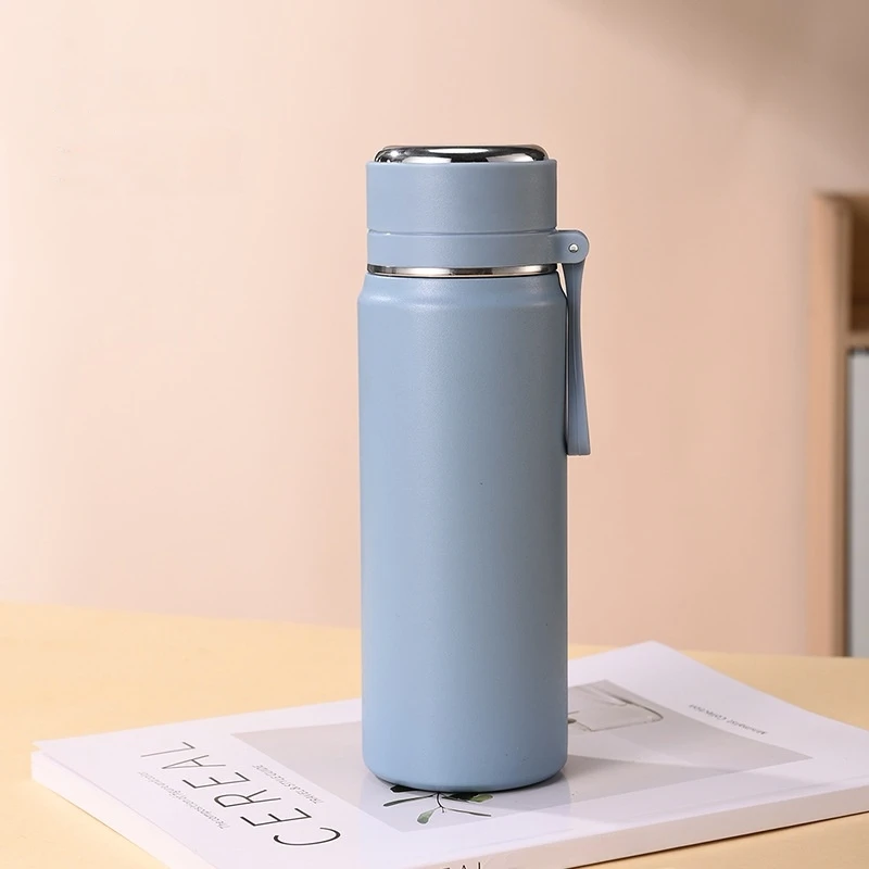 ترمس محمول 600 مللي بحبل يدوي 316 كوب حراري من الفولاذ المقاوم للصدأ كوب قهوة قوارير مفرغة زجاجة مياه باردة وساخنة