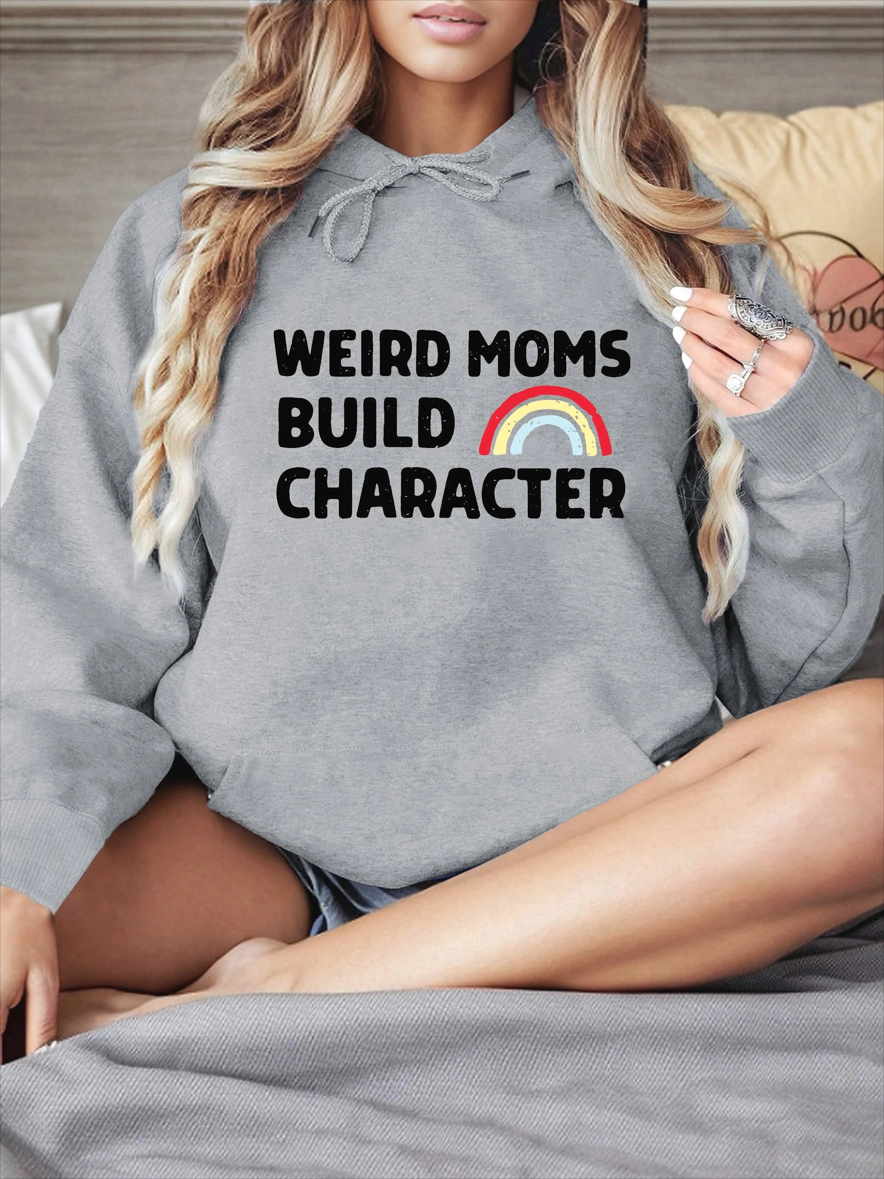 

Creative Letter and Rainbow Print Women's Hoodie Top with Round Neck Long Sleeves for Autumn Winter 2025 New Women's Clothing