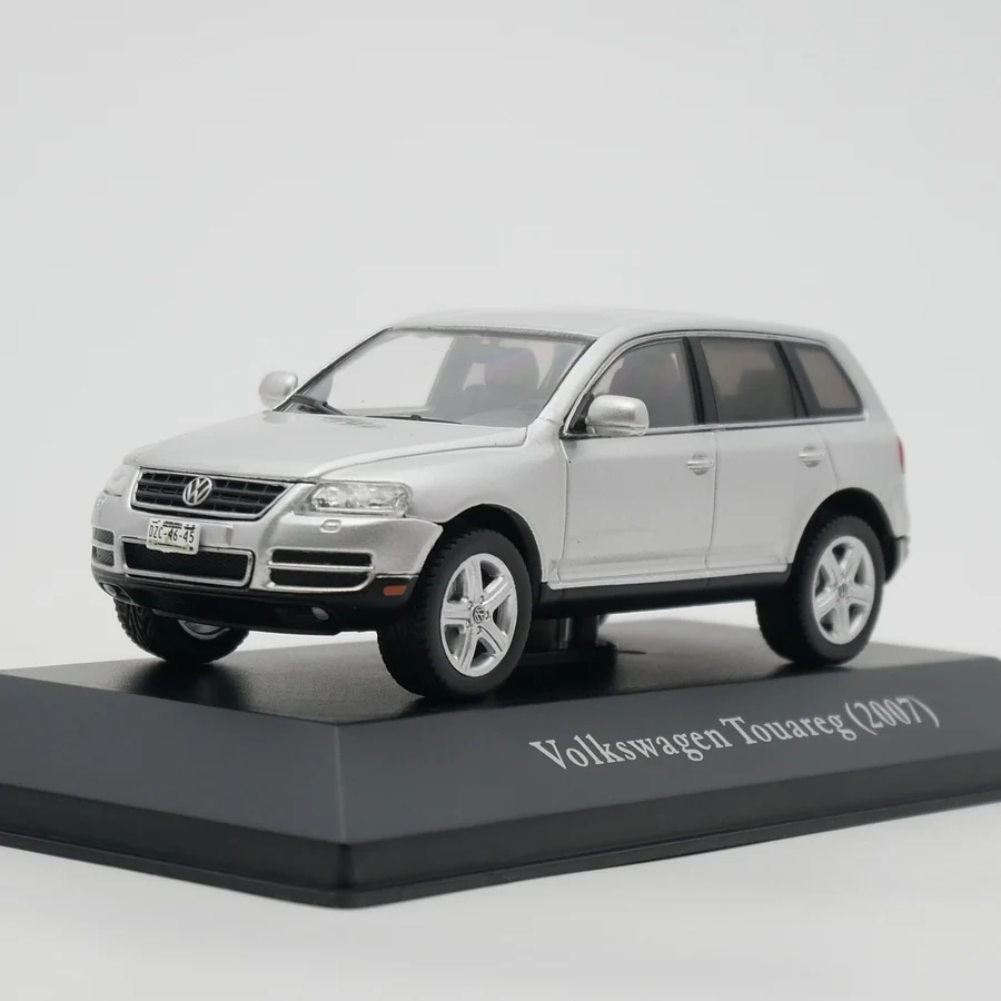 다이캐스트 Ixo 1:43 스케일 VW Touareg 2007 합금 자동차 모델 소장 장난감 선물 기념품 디스플레이 장식품
