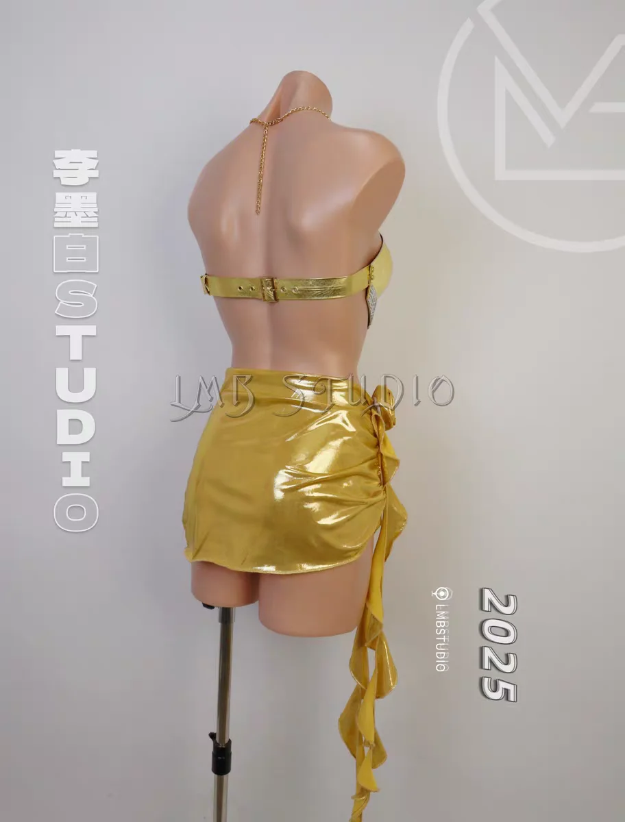 ミラー電気メッキラインストーンシルバーセクシーな鎧パフォーマンススーツホリデーパーティーアンカー歌手ダンサーロングスカートステージ服