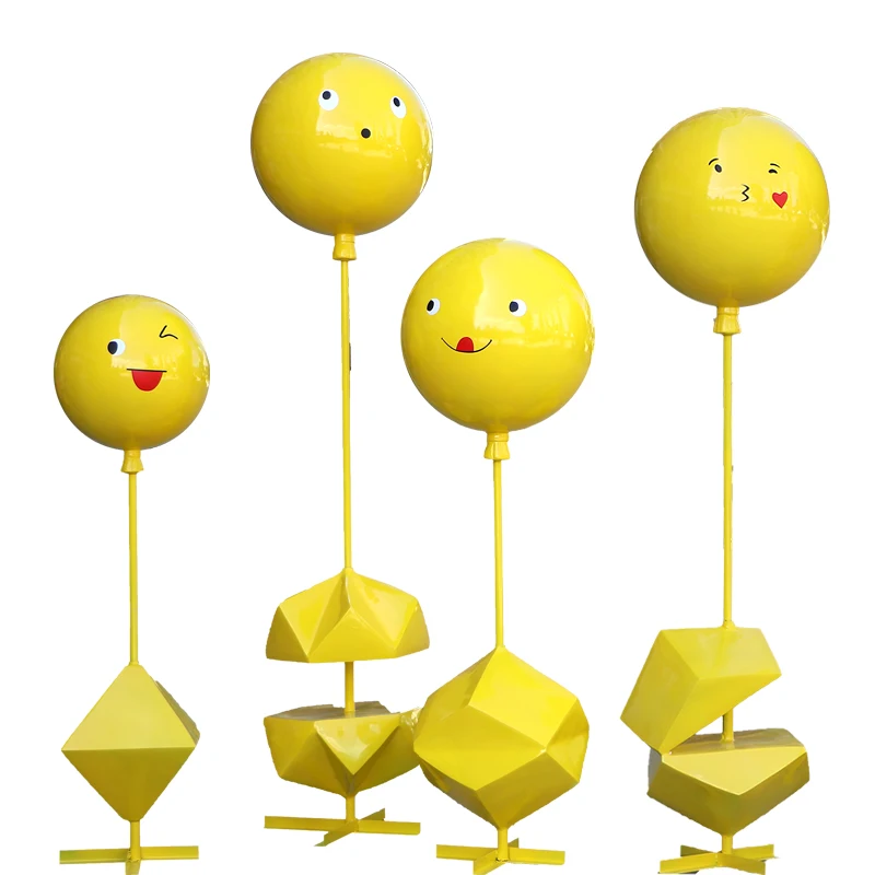 Outdoor cartoon smiley face balloon sculpture shopping mall sales department square hot air balloon light military emoji balloon