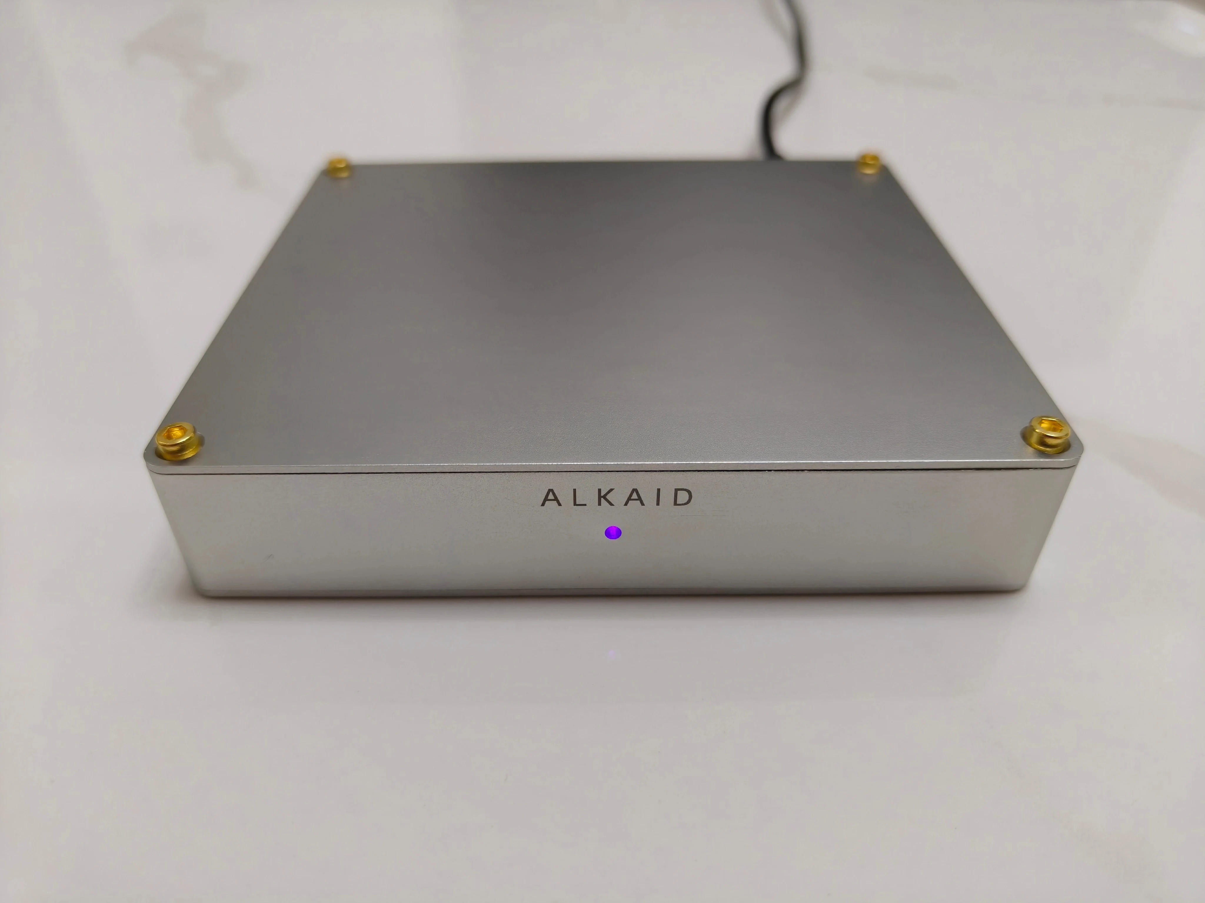 New AIKAID TCXO HIFI switch, 4-port full gigabit+one SFP (supporting optical/electrical modules)