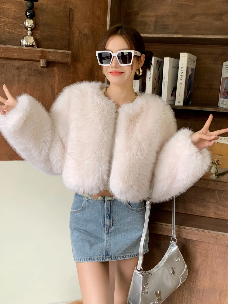 Faux Fox Fur Coat para mulheres, jaqueta curta branca, Lady Outerwear, casacos femininos, promoção, alta qualidade