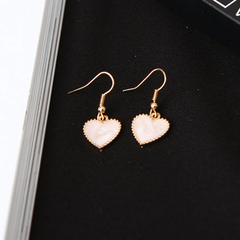 Fashion Stud Heart Ear rings For Women Girl Wholesale White Heart Drip Oil Earring Fine Jewelry