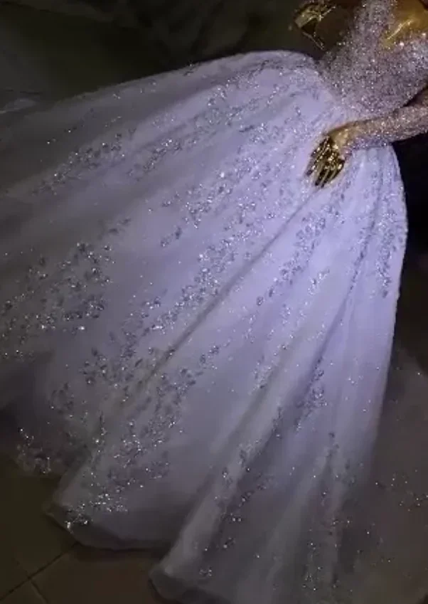 Suknie ślubne na zamówienie, nowoczesne, z dekoltem w łódkę, zdobione błyszczącymi koralikami i cekinami, suknia ślubna z trenem, iluzoryczne długie rękawy, suknia balowa.