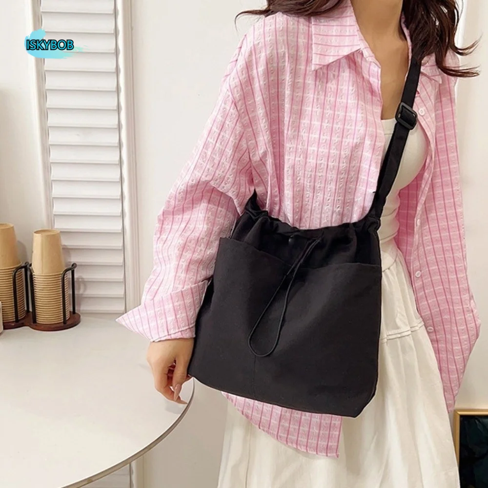 

Fashion Nylon Wrinkle Drawstring Bag Korean Style Large Capacity Crossbody Bag Commute Waterproof Single Shoulder Bag Unisex