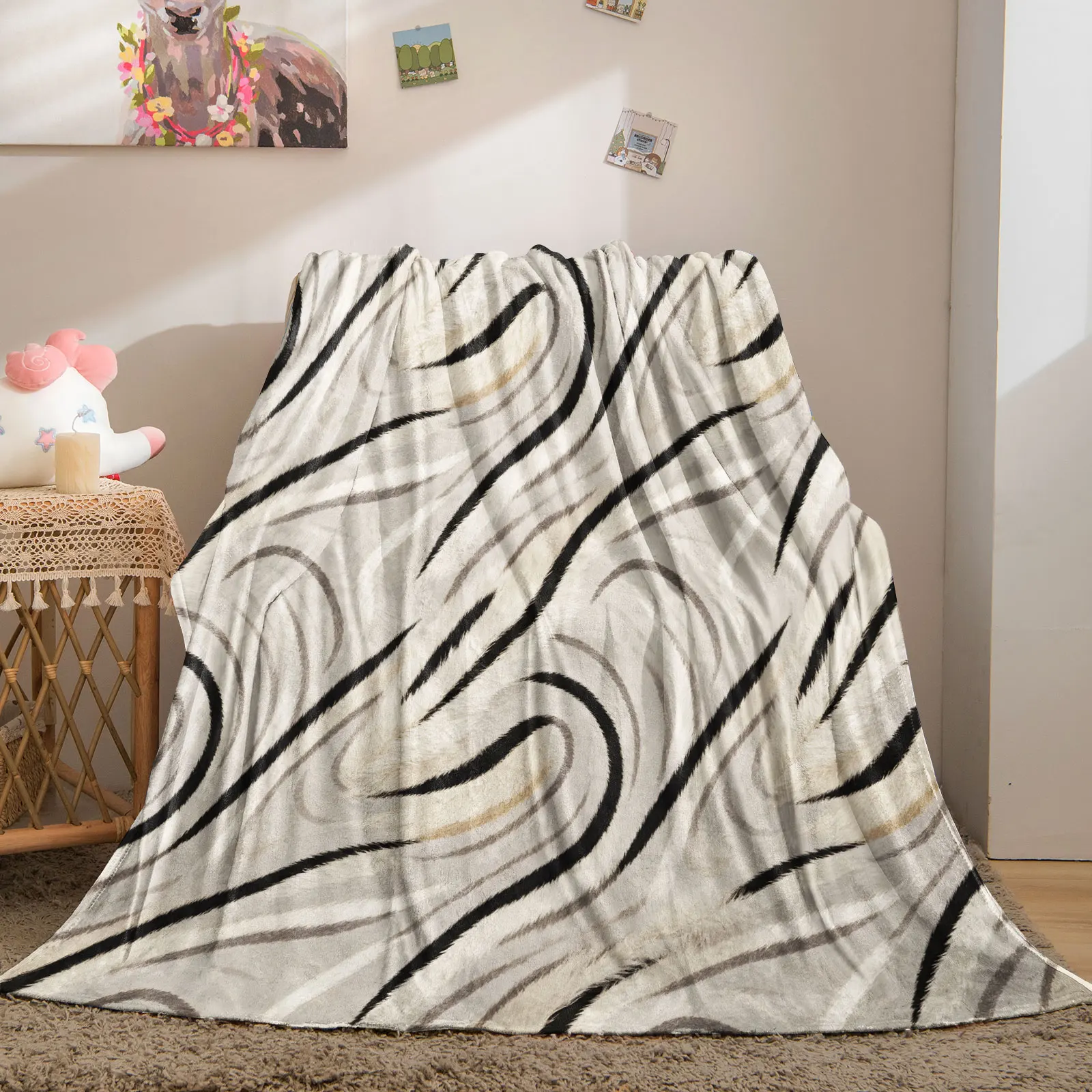 Abstract Wave Faux Fur Pattern Flannel Blanket Ultra Soft Cozy Microfiber Throw Blanket Warm Decorative Blanket for Sofa Bed Car