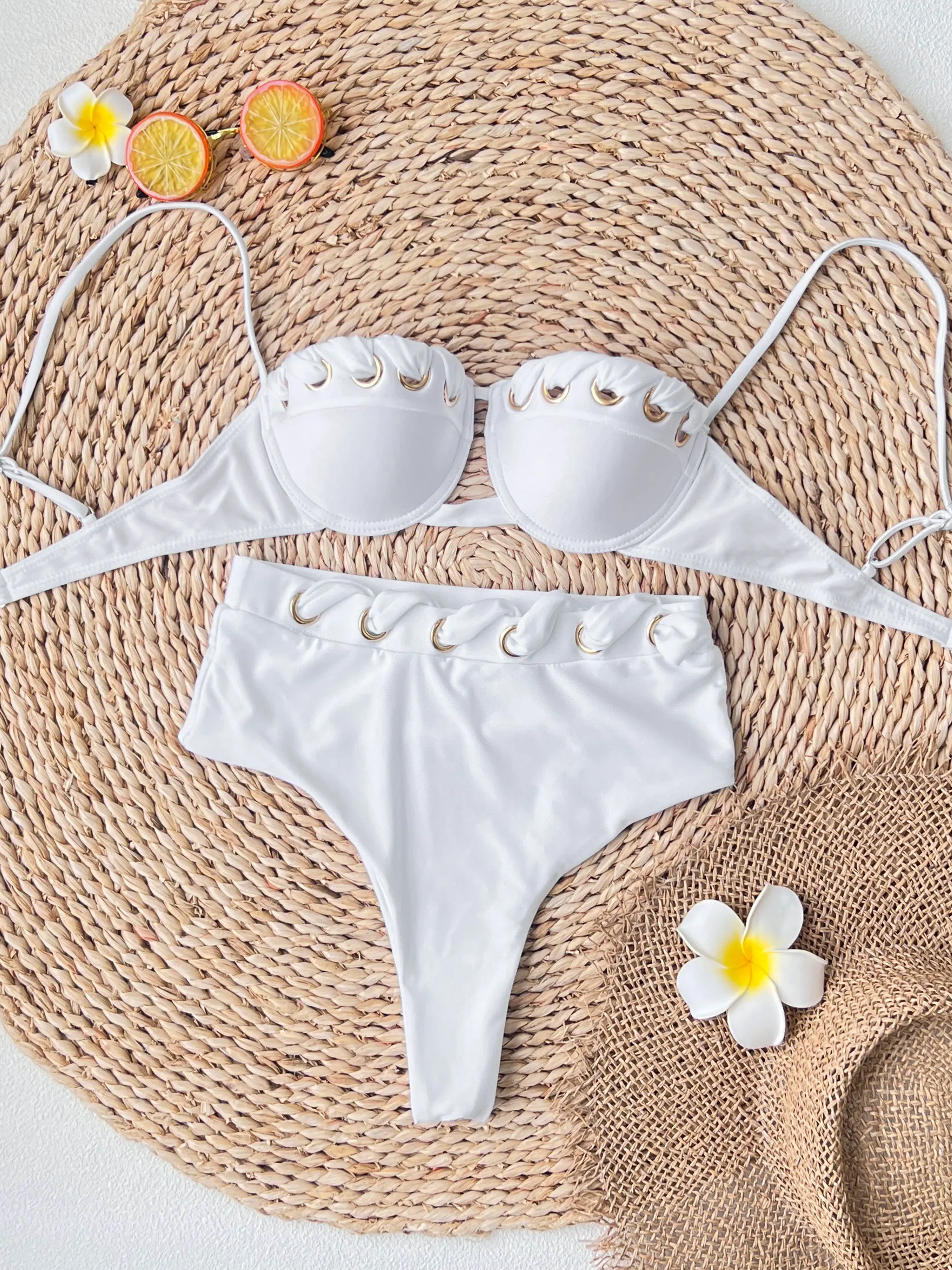 

2025 Style White High Waist Bikini Women Slipt Swimsuit Fashion Sexy Biquini Lady Swimwear Bathing Suit Female Beachwear Getways