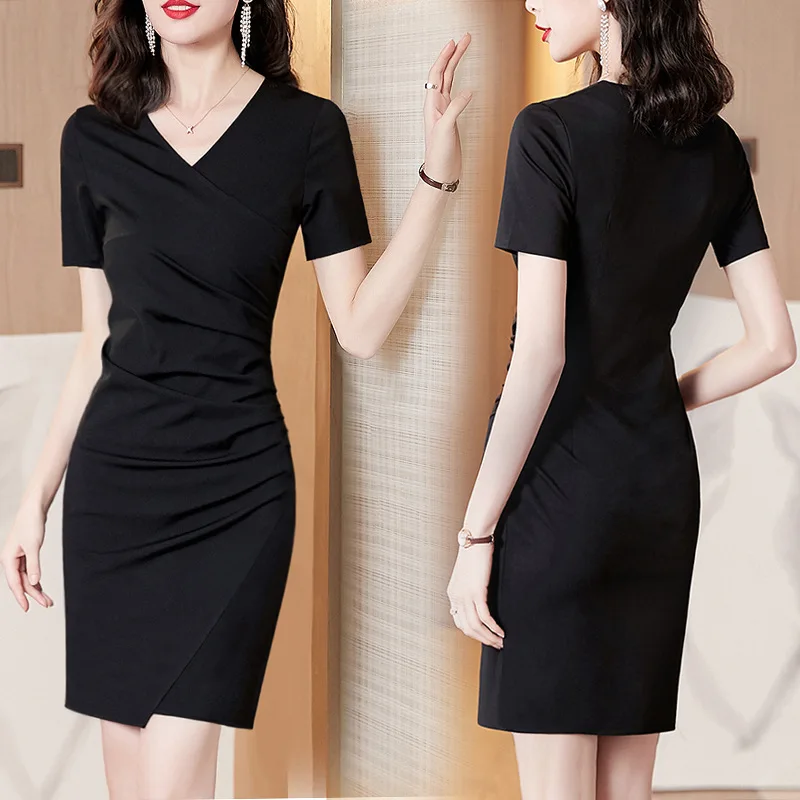 New Elegant Hip Wrapping Skirt with Wrinkles for Slimming and Black One Step Dress for Spring and Summer Women