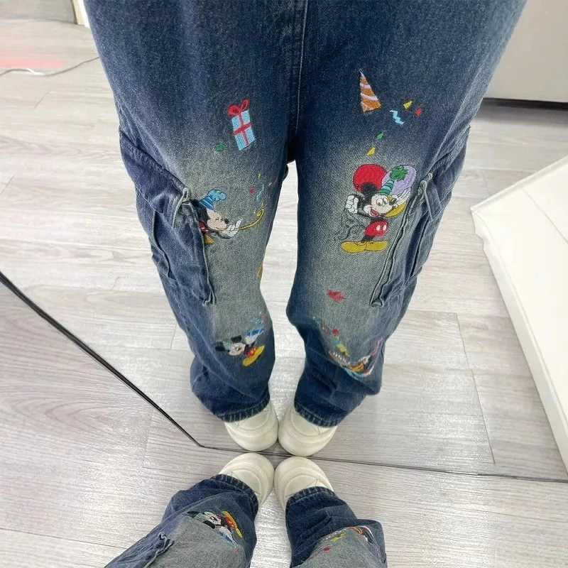 Macacão jeans bordado 3D do Mickey dos desenhos animados - Macacão feminino de perna larga de rua alta tecido macio e durável alças ajustáveis