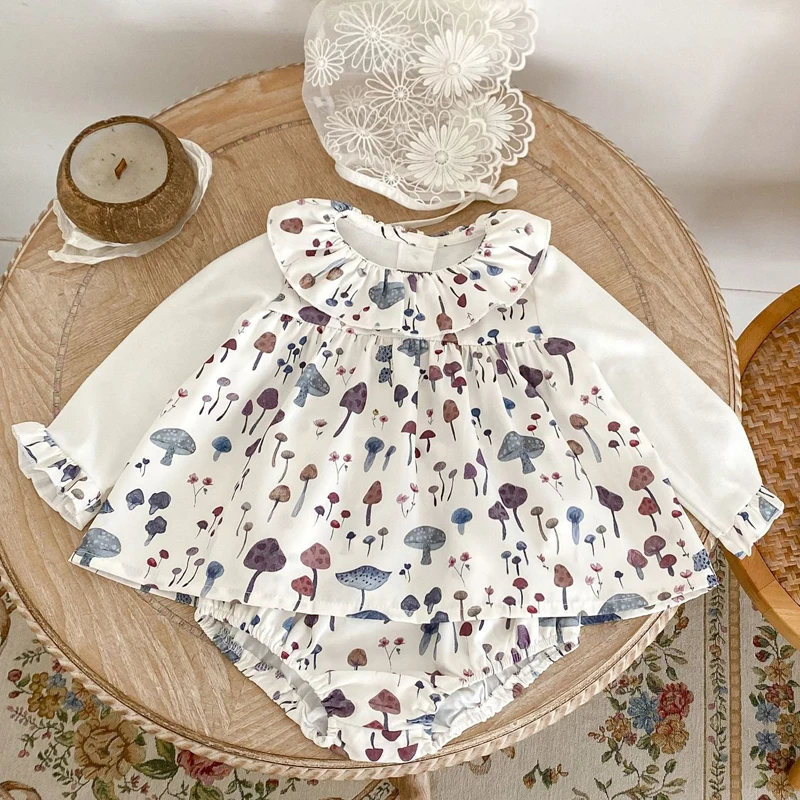 

Autumn new baby clothing, 0-3 year old female baby mushroom print lotus leaf collar long sleeved top+bread pants 2-piece set