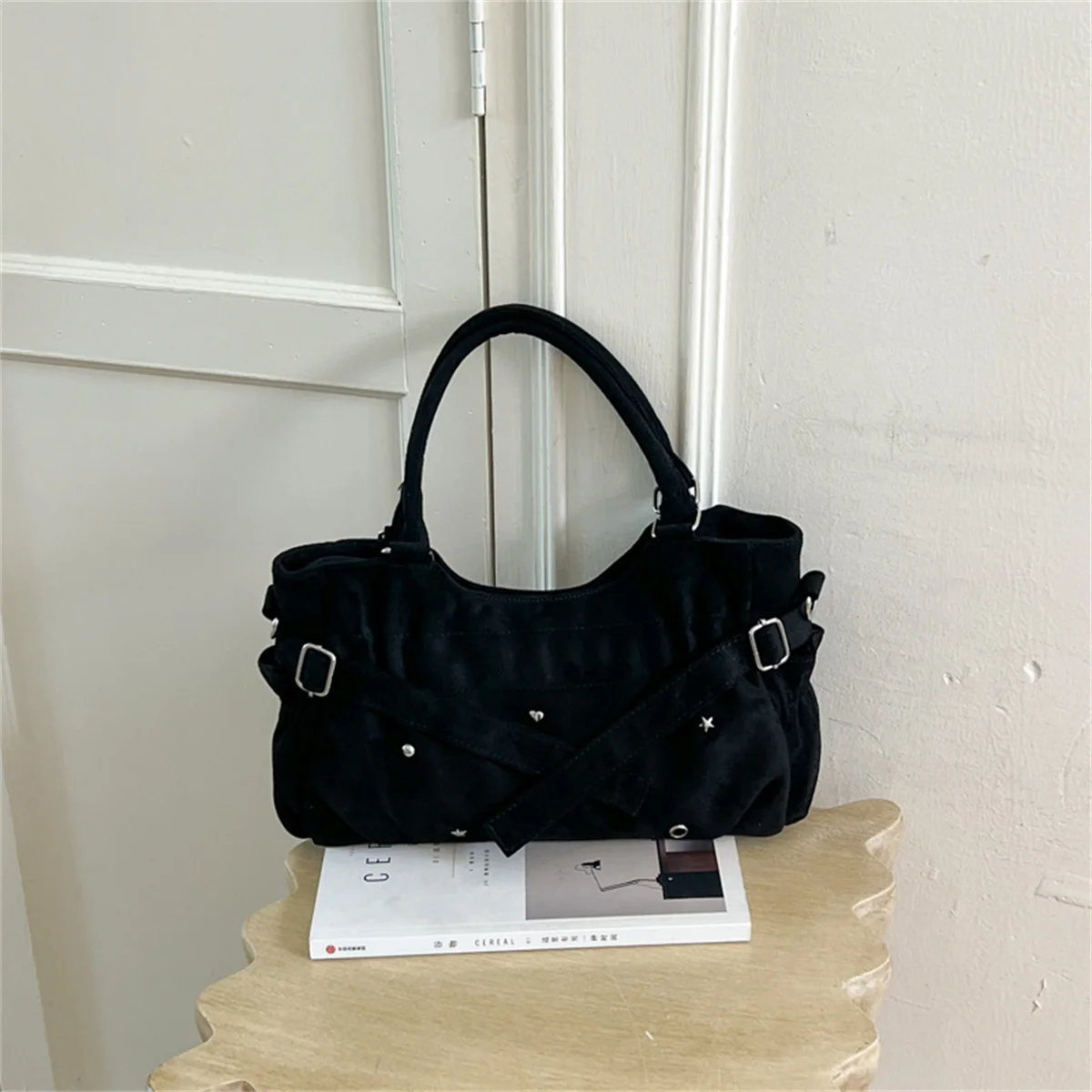 Women New Korean Style Niche Design Soft Textured Light Luxury Large Capacity Shoulder Crossbody Tote Bag Commuter Daily