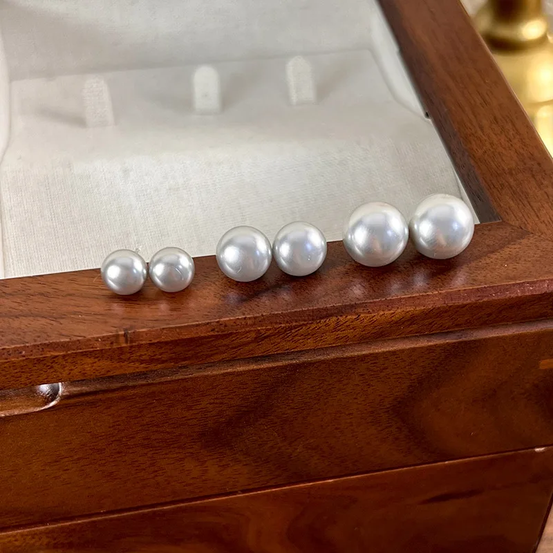 Elegant Round Pearl Stud Earrings Minimalist Style Gray Pearl Earrings for Women Small Flattened Round Ball Design