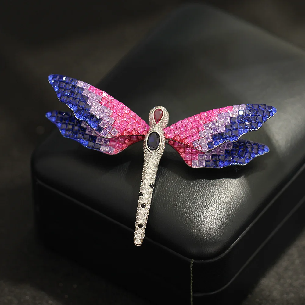 Light Luxury High-end Pink Blue Crystal Dragonfly Brooch Niche Design Insect Jewelry Men's and Women's Accessories Pin Gift
