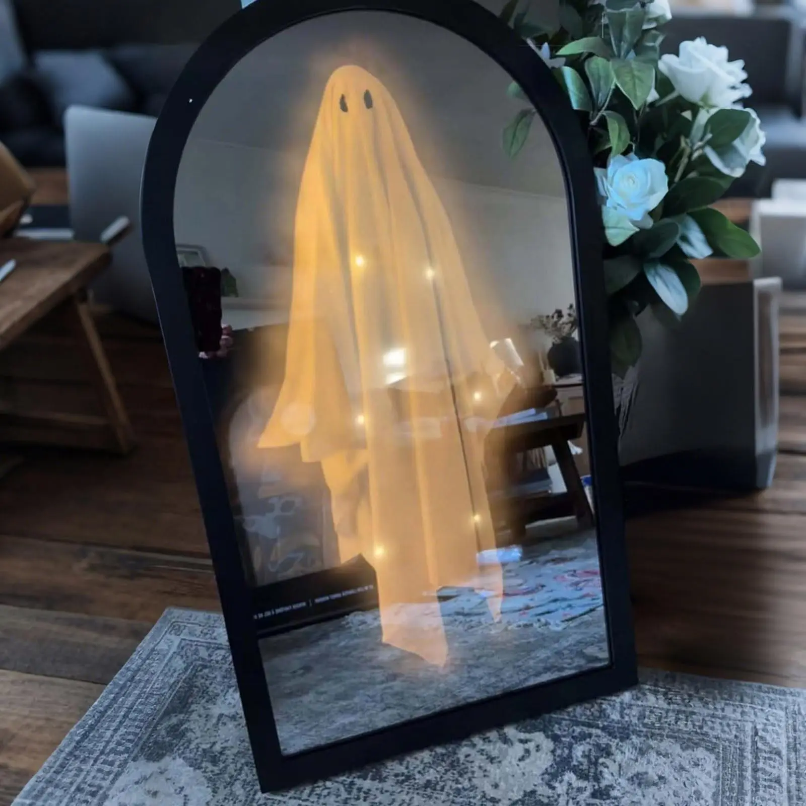 

Halloween Ghost Mirror Night Light Cute Halloween Home Accessories Spooky Halloween Hologram Ghost Prank Decor 35*20cm/50*24cm