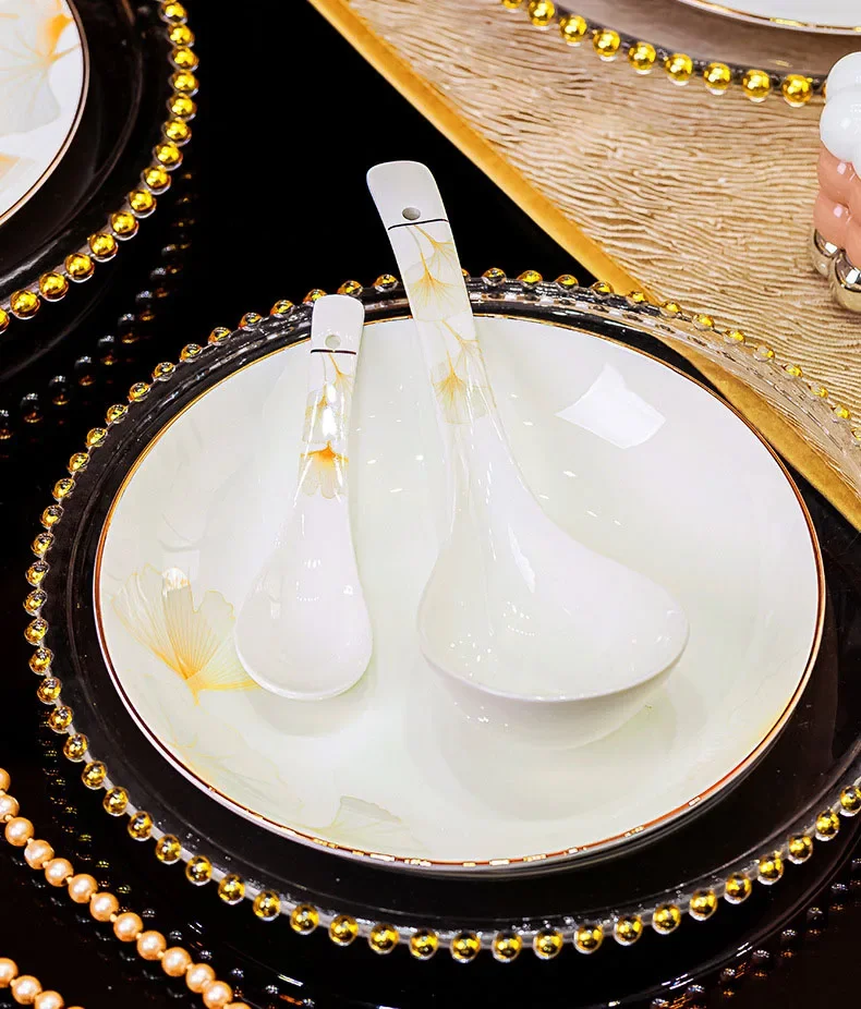 Factory direct sales European 56-piece ceramic tableware set Lotus pattern ten-person dining bone china tableware set