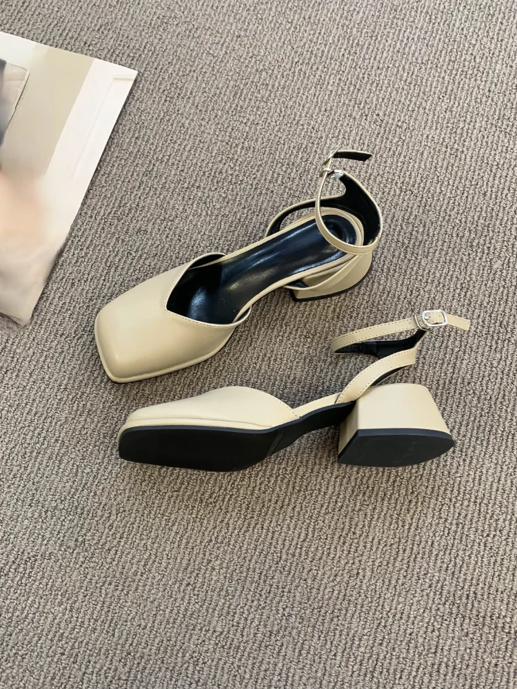 2022 Summer Hollow Out Pure Color Sandals Woman Non Slip Casual Elegant Shoes Beach Korean Style Buckle Medium Heels Shoes Slim