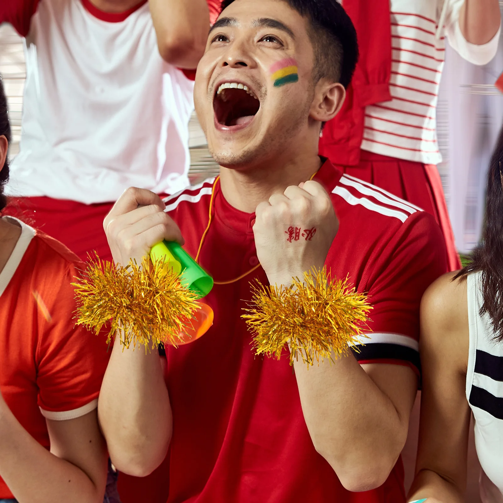 

12pcs Cheerleading Pompoms Gold Plastic Reusable Wrist Pom Poms For Dance Party Sports Performance Props Supplies