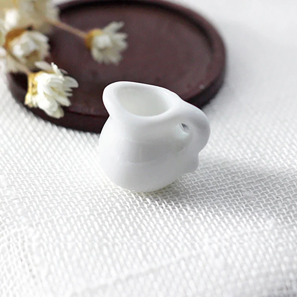 1Pcs 1/12 인형 집 액세서리 미니어처 도자기 주전자 미니 우유 병 모델 장난감 인형 집 장식 OB11 bjd