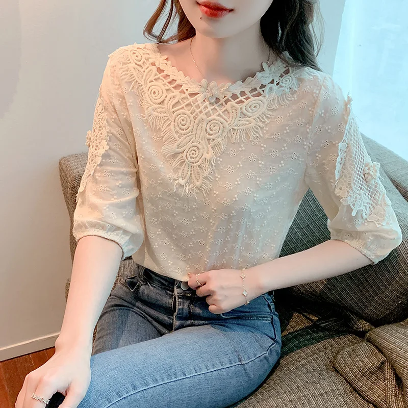 

Embroidered O Neck Cotton Women Shirt Summer Flower White Chiffon Shirt Woman Casual Puff Short Sleeve Loose Tops Blusas 21214