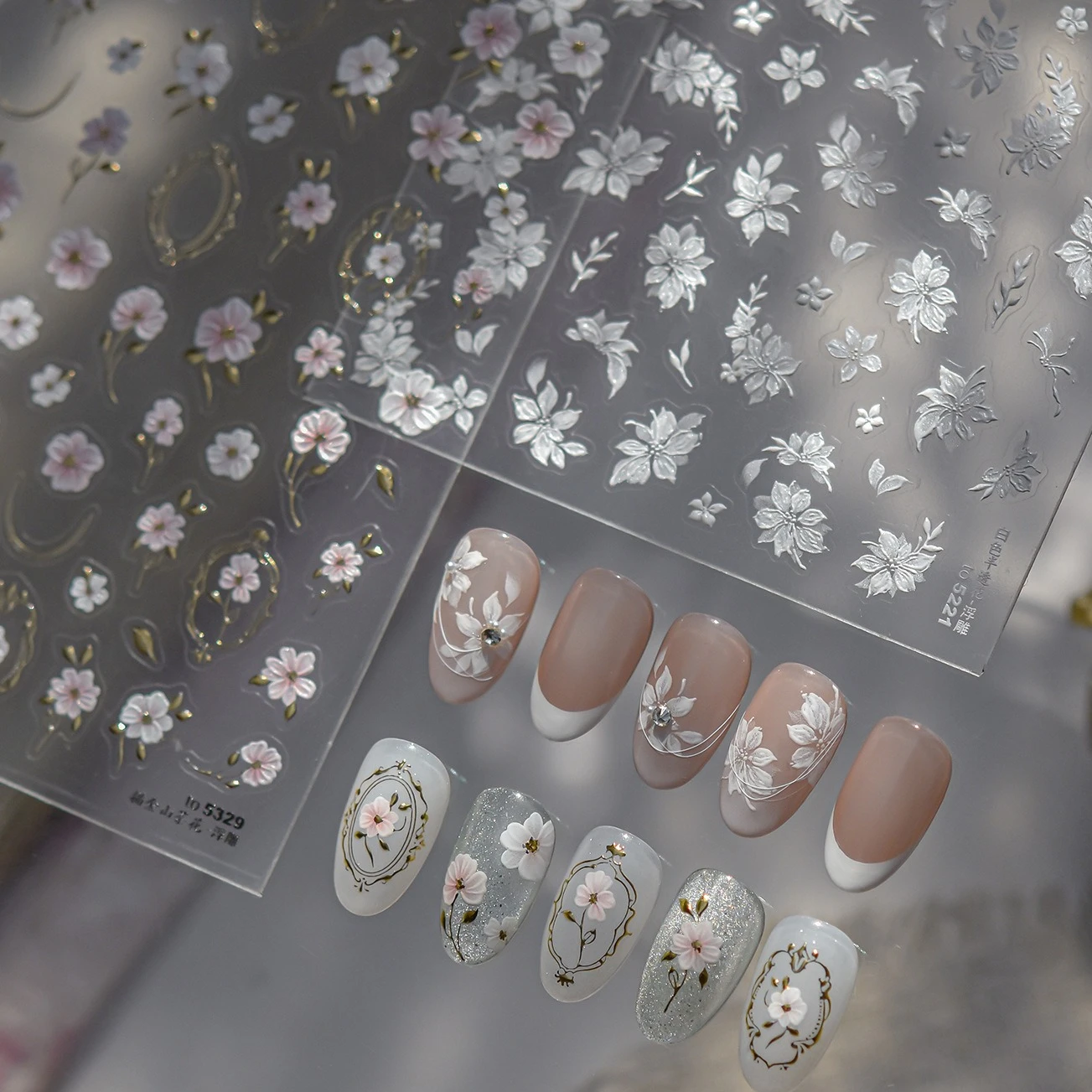 Fiore di camelia dorato Bordo vintage Tenero Petalo bianco Foglie Fiore di pesco Giglio Adesivi per nail art Decorazioni Decalcomanie per manicure