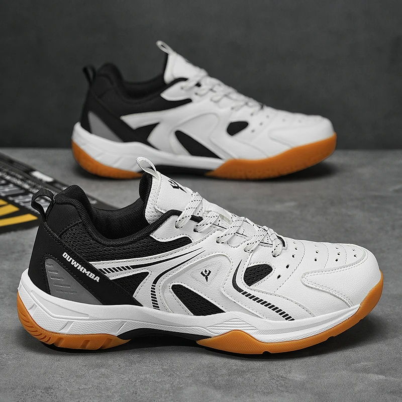 

Hot New Lightweight Men's Professional Competition Badminton Shoes Badminton Training Shoes Comfortable Sports Shoes Very Good
