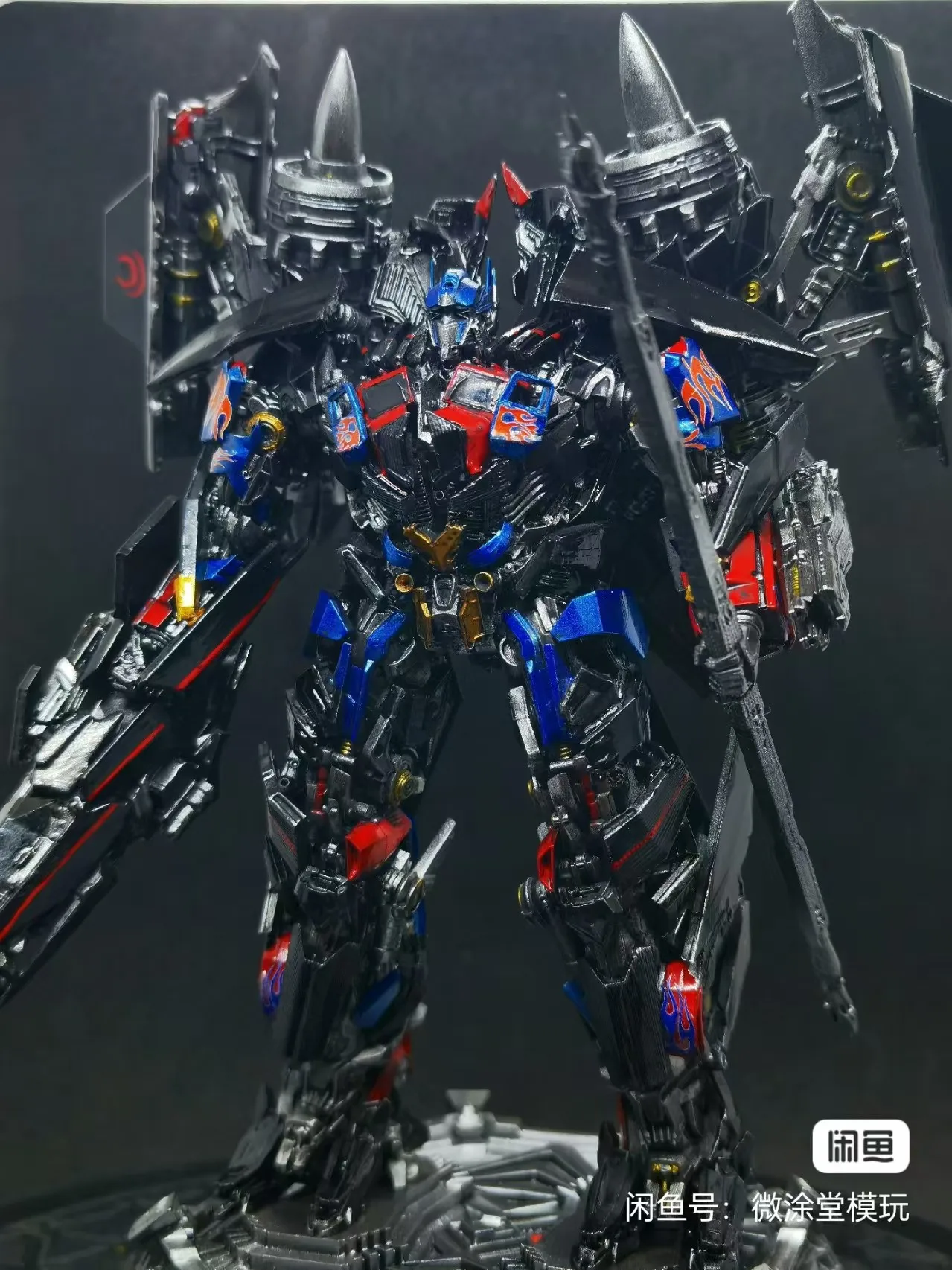 Postać filmowa Autobot Optimus Prime Nieporuszający się model Malowana statua Statua o wysokości 15 cm