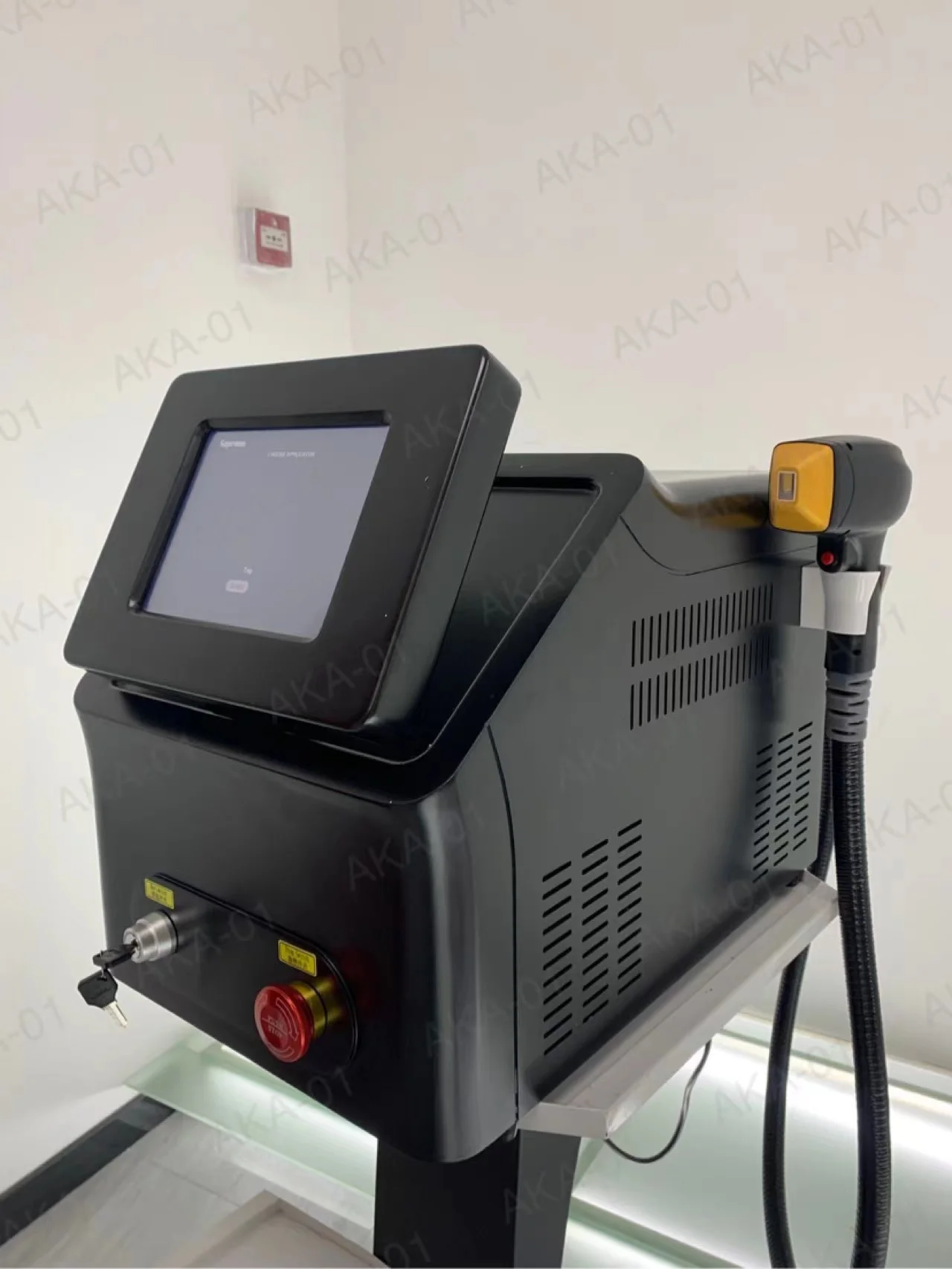 Professionele 2000W Ijs Platina 808 Diode Laser Ontharing Machine Ijs Platina 3 Golflengte 755 808 1064 Verwijderen Haar Epilatio