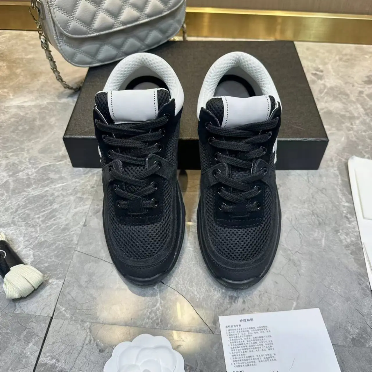 All Black Diamond Thick Sole Running Shoes Couple Stretch Fabric PU Splicing Height Increase Versatile Low Top Casual Sneakers