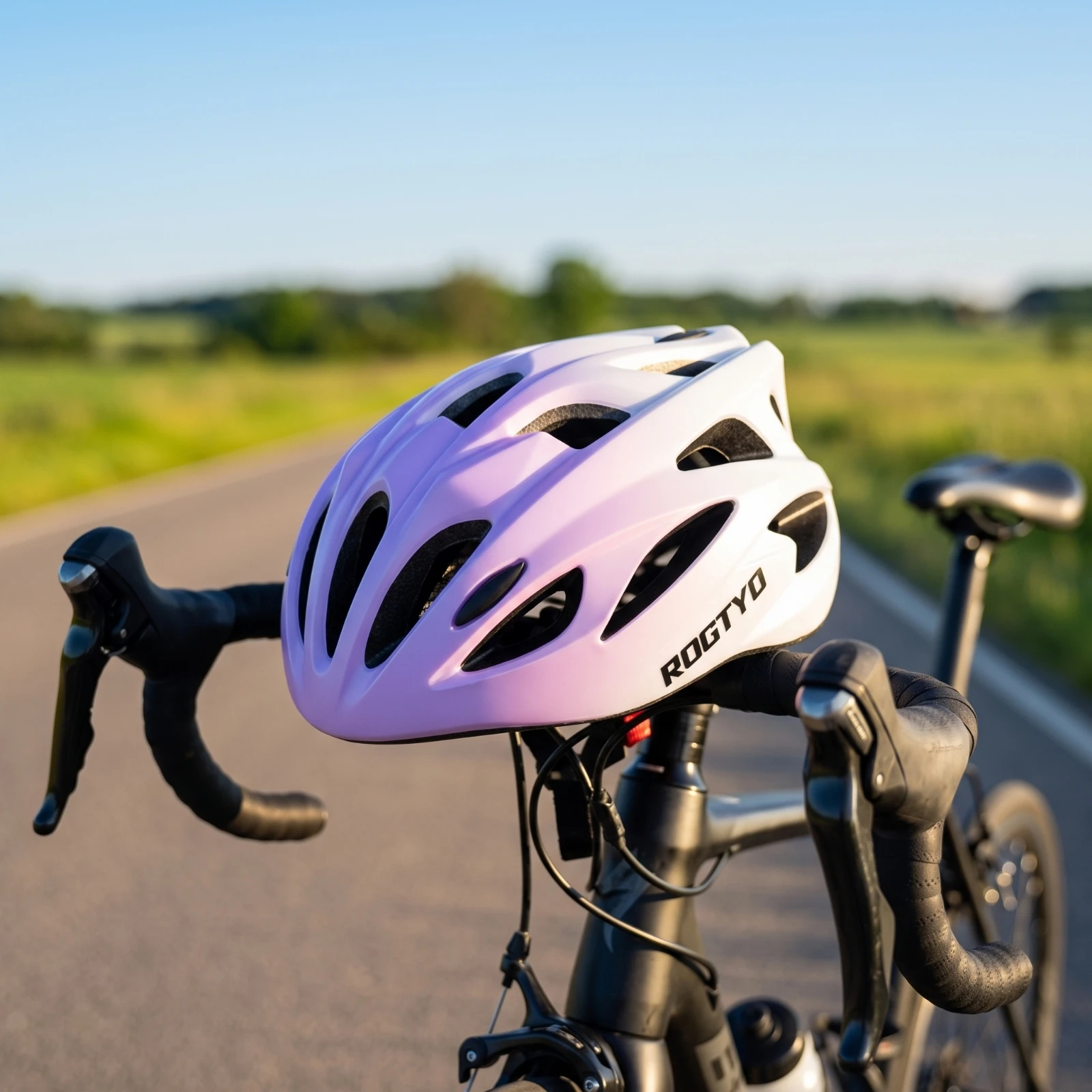 Helmet with Molded Shell Light - đánh giá và giá Commute Cycling Helmet