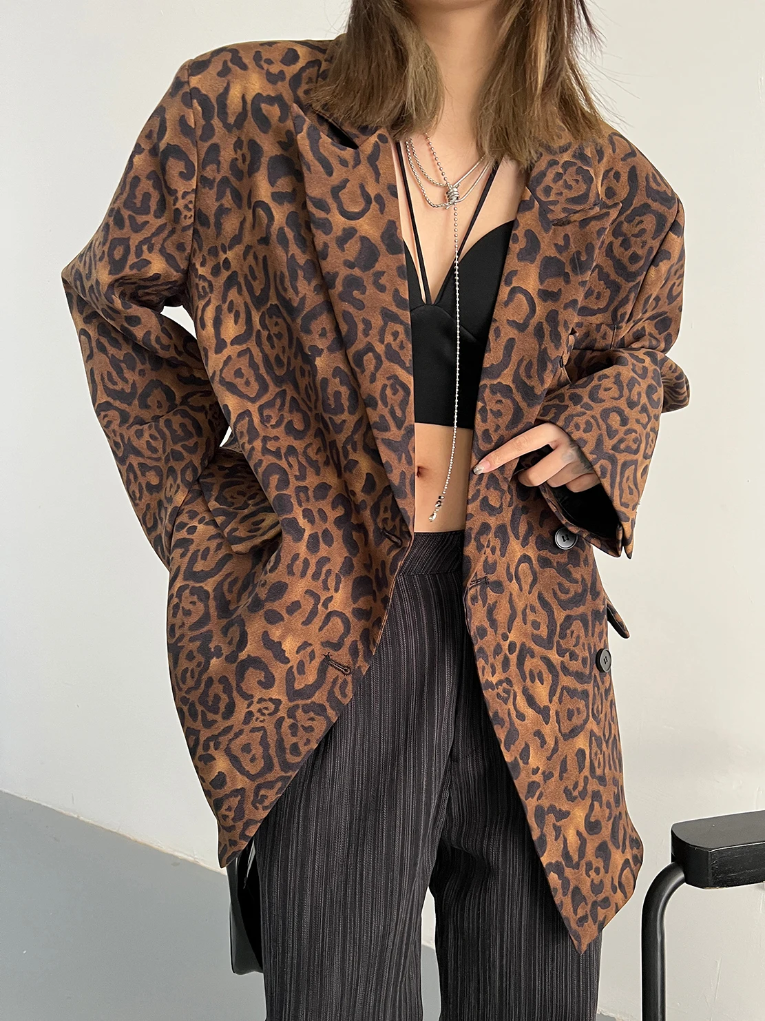 Women Blazer autumn and winter 2024 New Korean Green Leopard  Satin Collar Suit Loose Shoulder Suit Jackets High Street