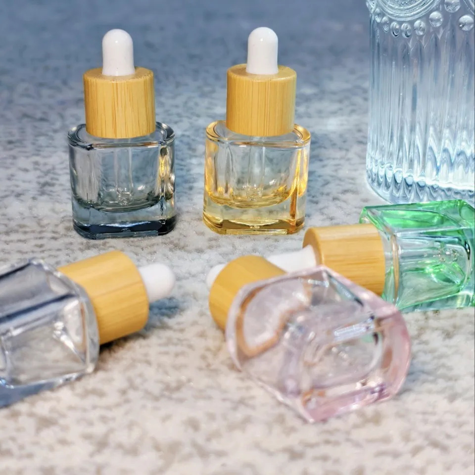 Colorful Glass Dropper Bottle with Bamboo Lid for Essential Oil Makeup Remover Liquid for Essential Oil Serum Liquid