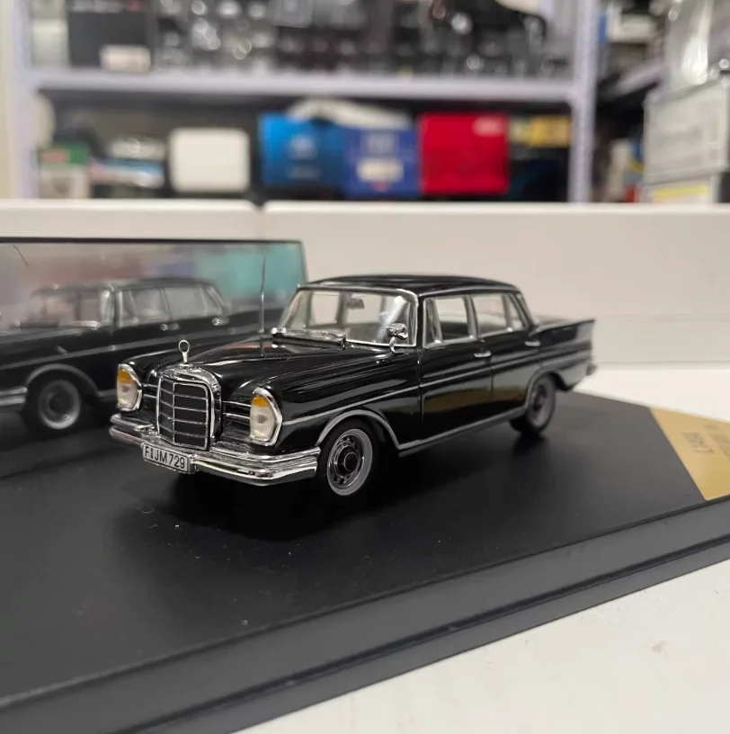 

Модель автомобиля Vitesse Diecast 1:43 W112 300SE 1961 из сплава, готовая, имитационная, для коллекции, декоративная, подарок для мальчика, статическая демонстрация